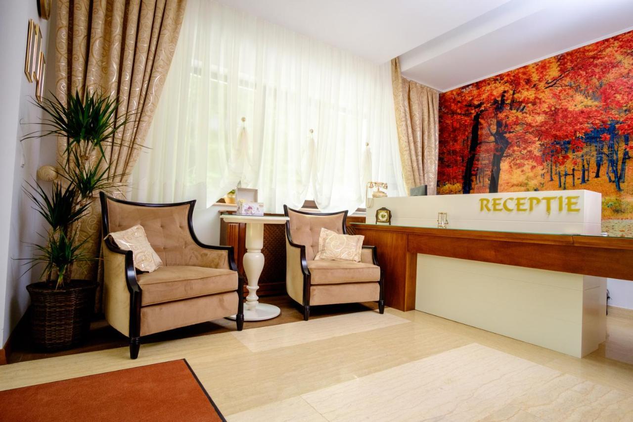Hotel Poezia Luna Buitenkant foto