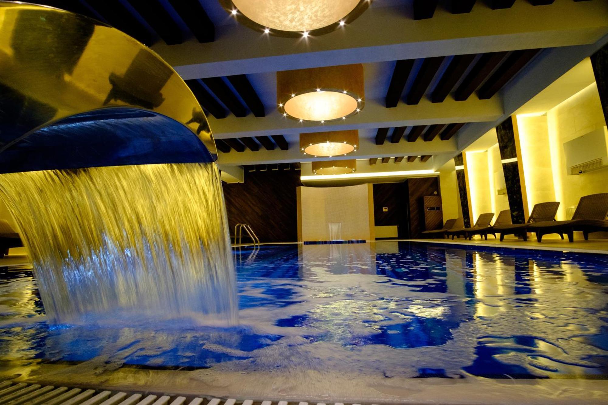 Hotel Poezia Luna Buitenkant foto