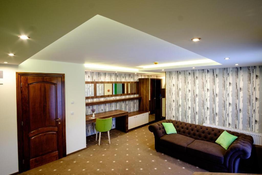 Hotel Poezia Luna Buitenkant foto